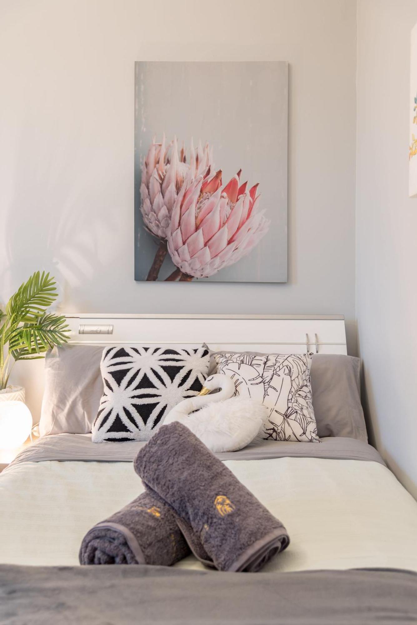 Spacious Quadruple - Nearby Station And Park - Close To Chinatown - Shared Bathroom Affittacamere
